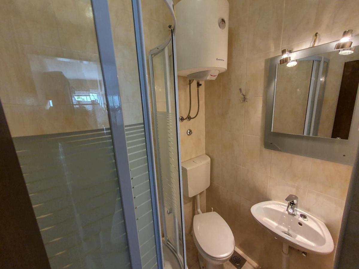 Makjanic Apartment Jelsa  Luaran gambar